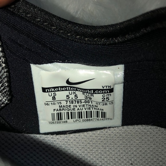 Women’s Nike shoes - Picture 6 of 6